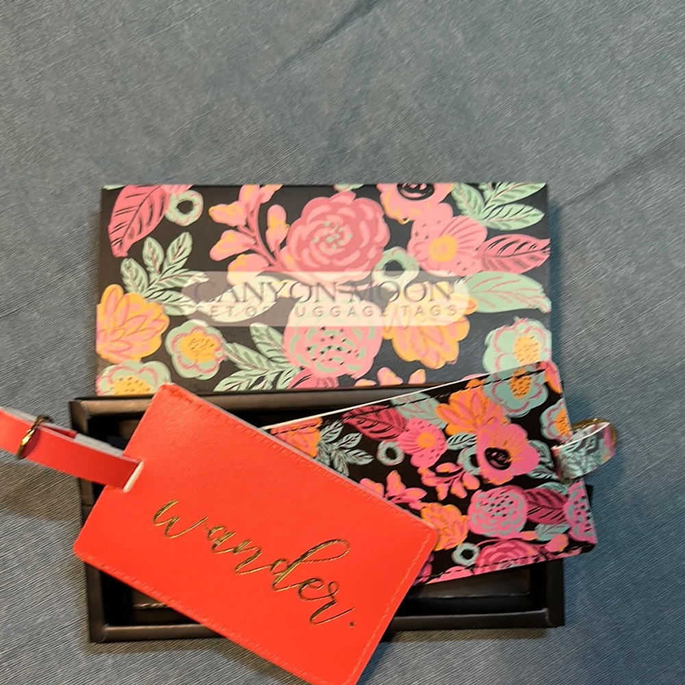 Floral Canyon Moon Card Luggage Tag Set nwt